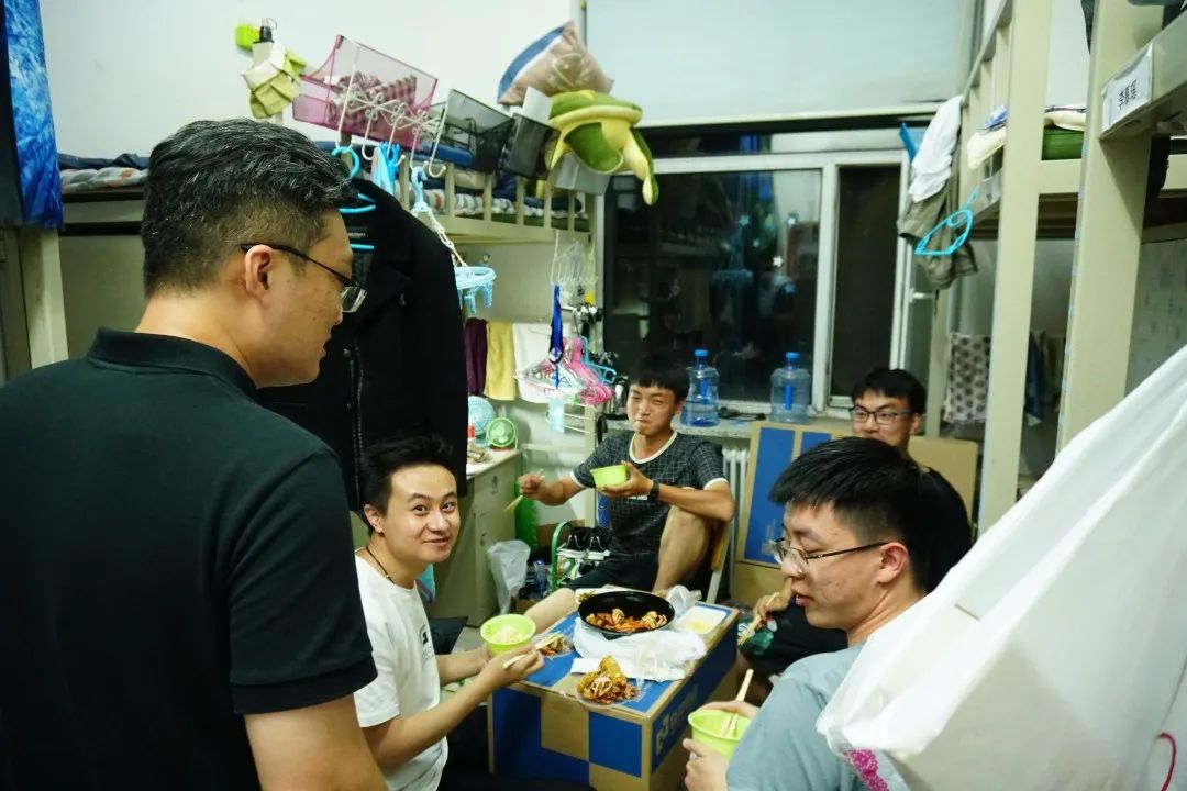 01190126643373.jpg 01190126643373.jpg